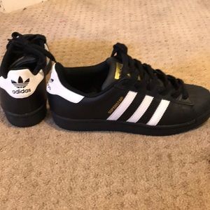 Black Adidas Superstars